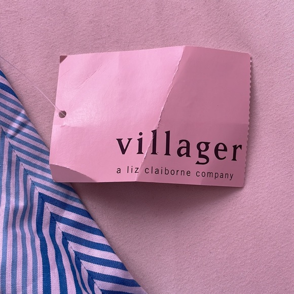 Cute Sleeveless Collar Button up - Picture 3 of 4